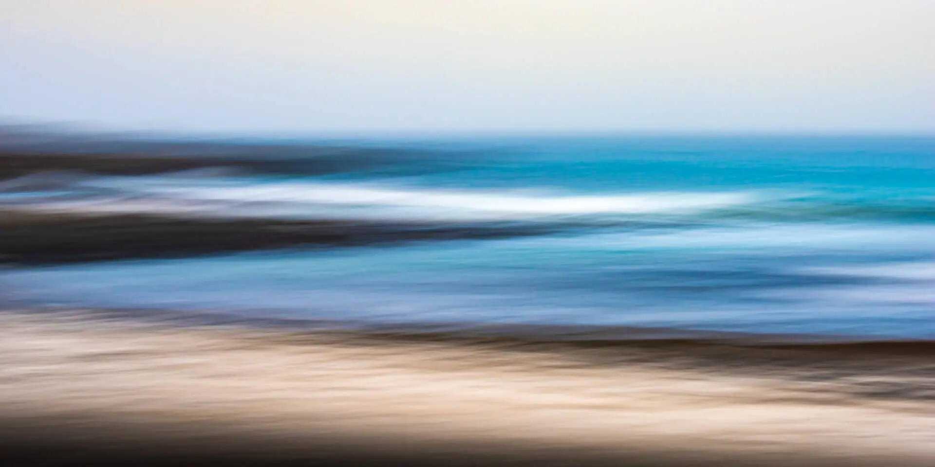 Blurred seascape - daytime #2