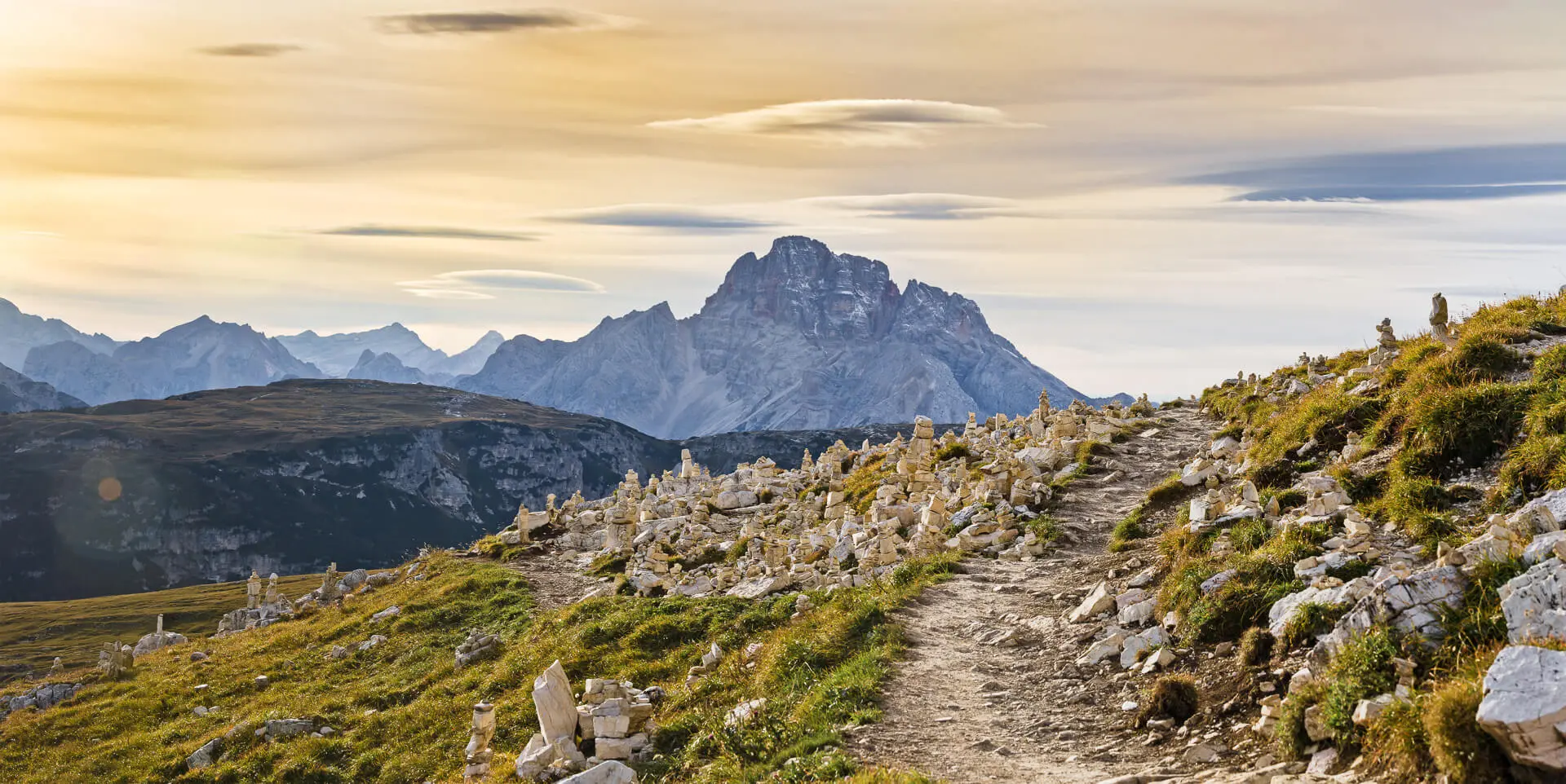 Way to the horizon